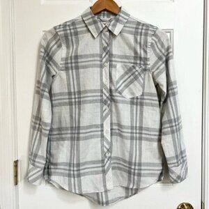 New Vineyard Vines Gray & White Plaid shirt